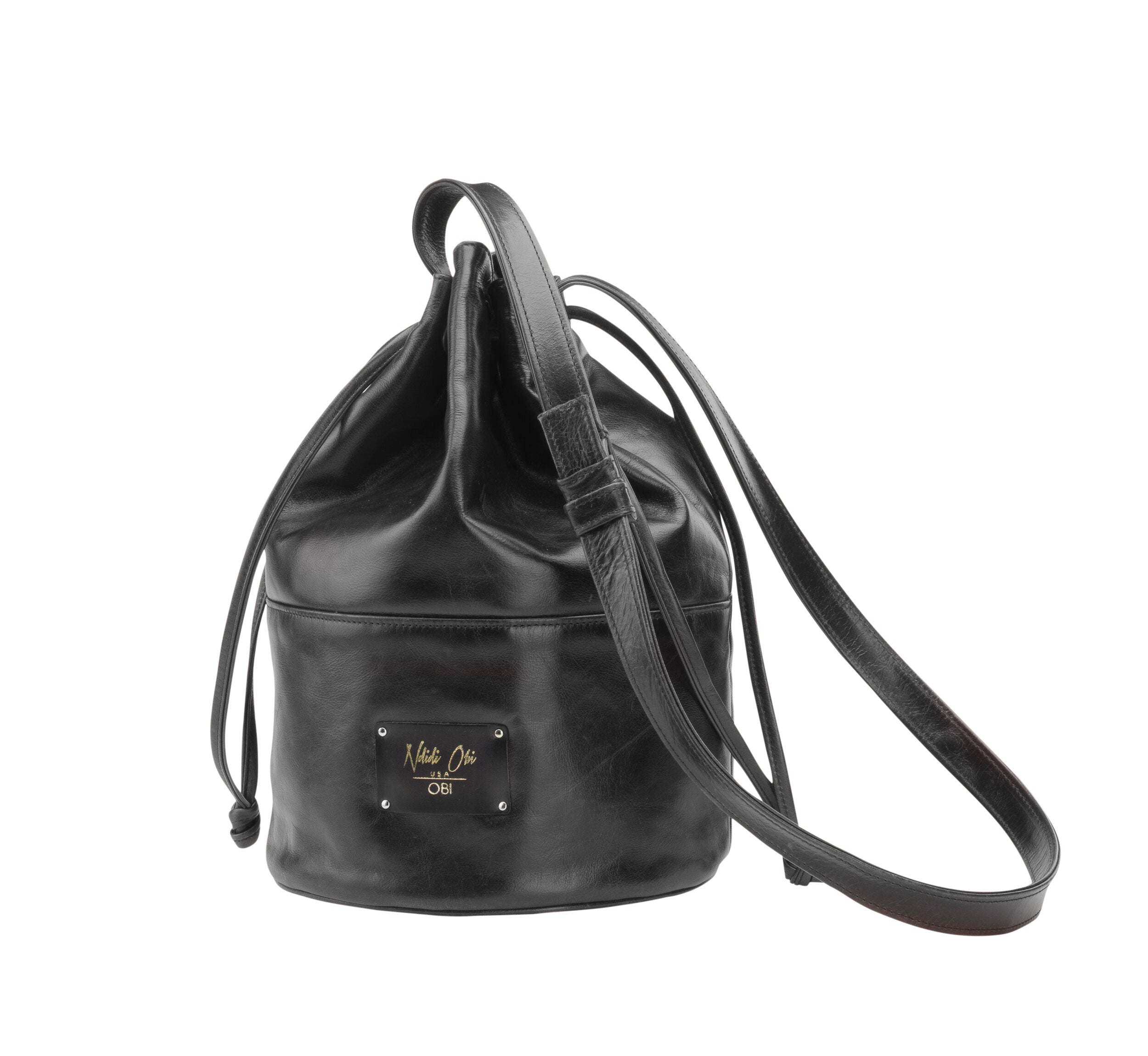 Will Leather popular Goods Bucket Crossbody Shoulder bag with adjustable straps